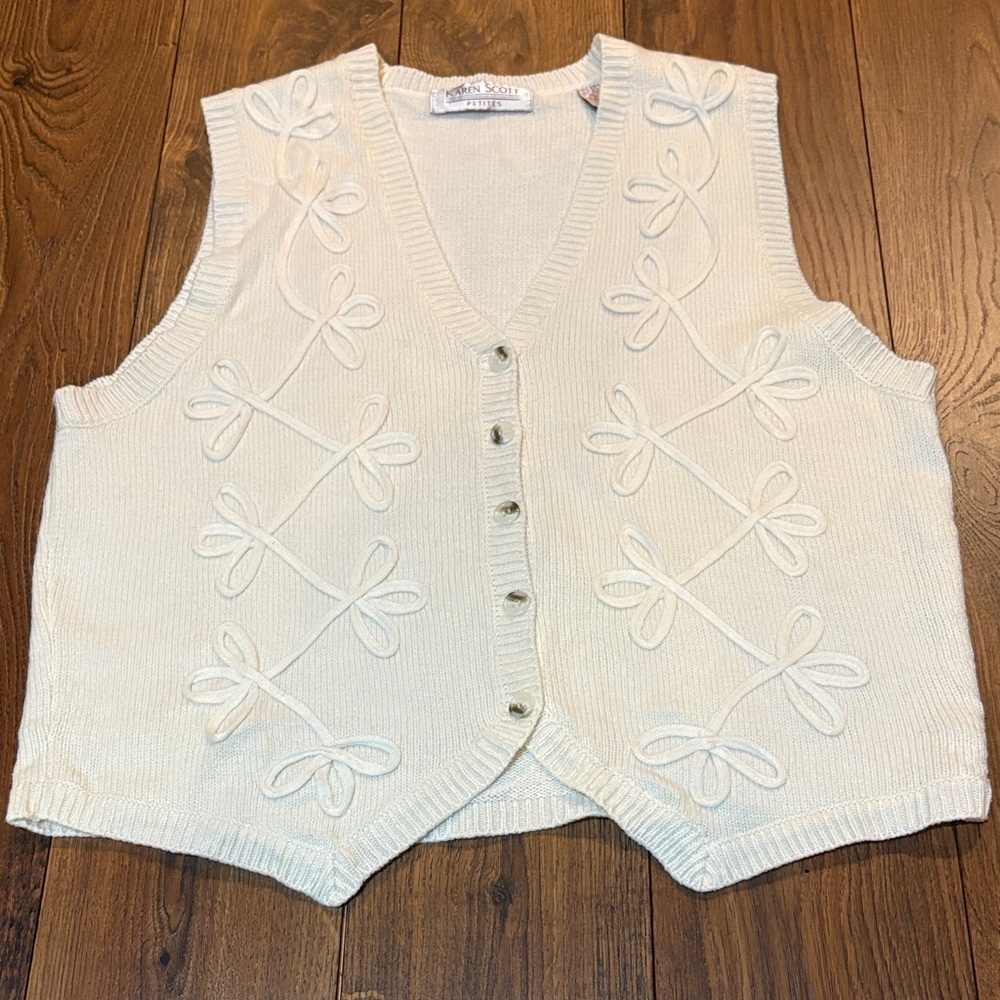 Karen Scott Cream Knit Vest